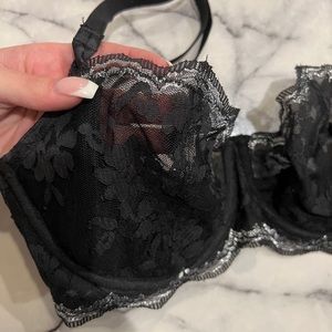 Black lace bra